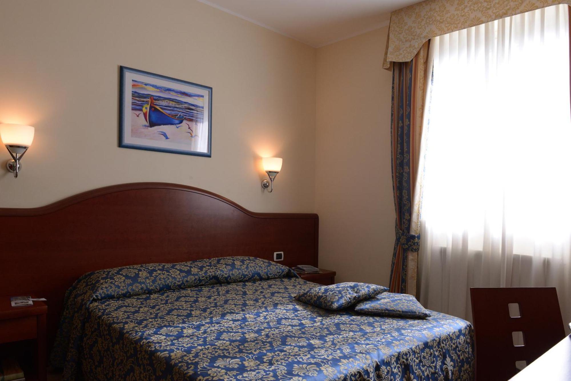 Residence Costa Smeralda Grottammare Kültér fotó