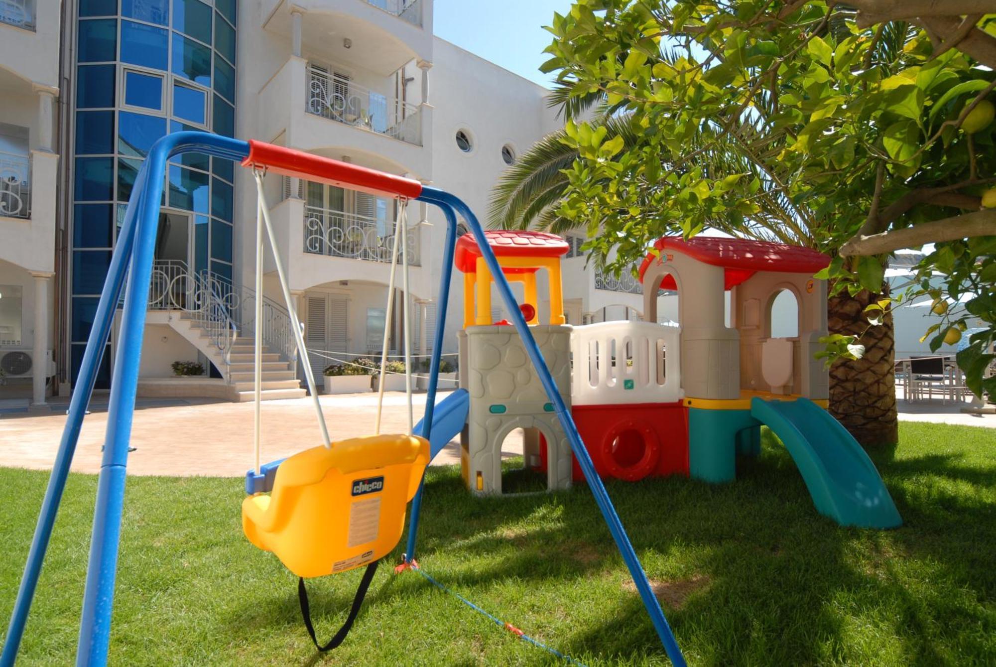 Residence Costa Smeralda Grottammare Kültér fotó