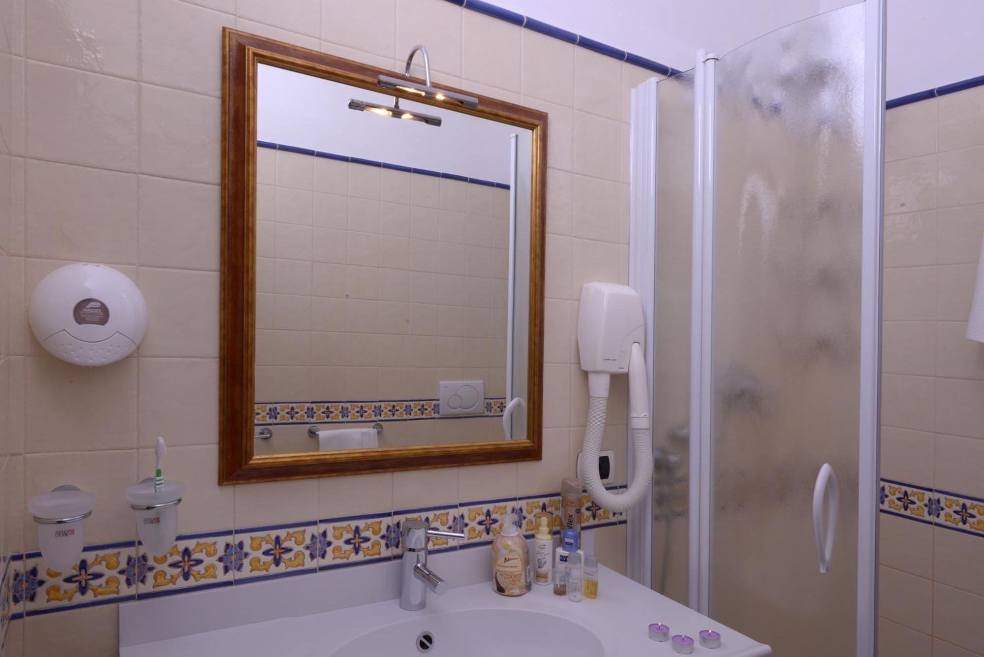 Residence Costa Smeralda Grottammare Szoba fotó